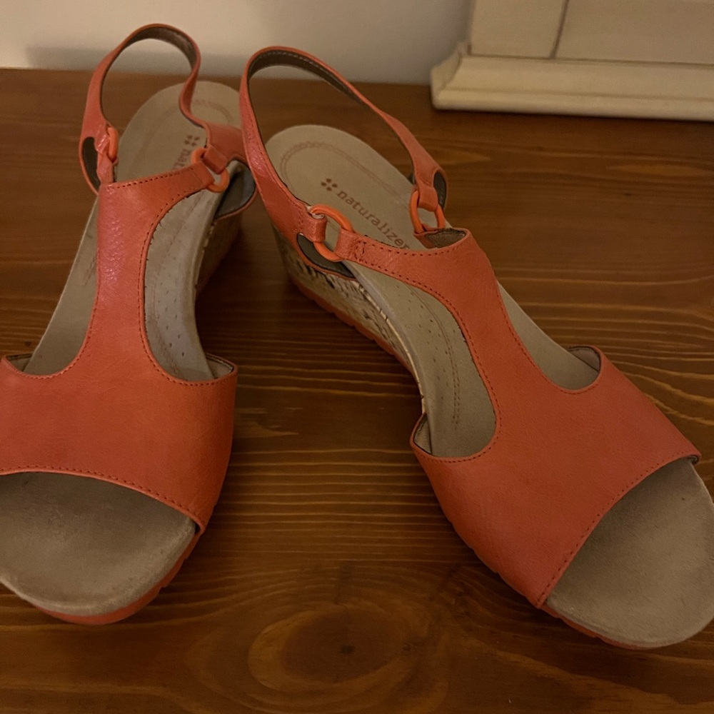 Naturalizer wedge sandals